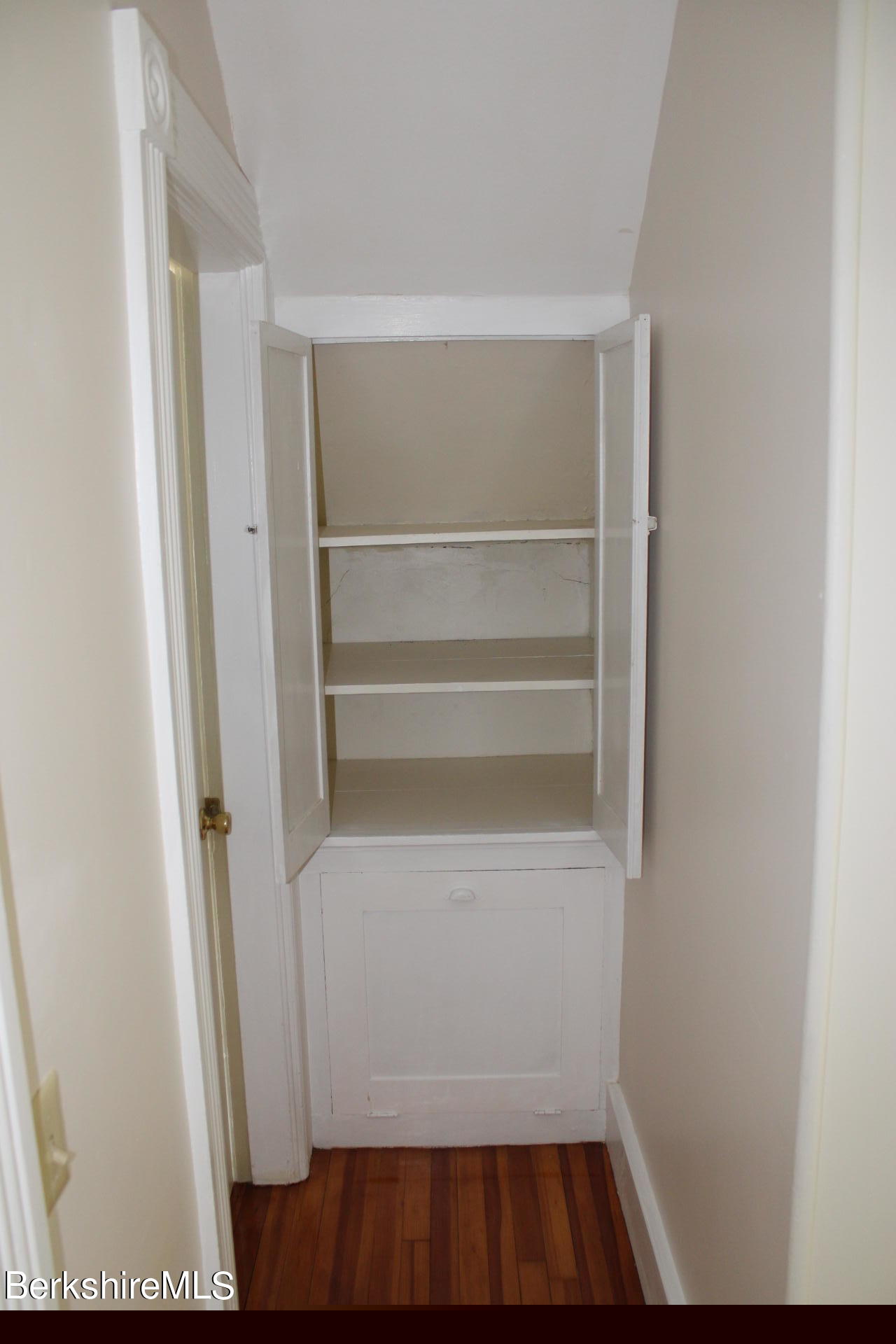 9 Orchard St, Adams, MA 01220 - photo 2