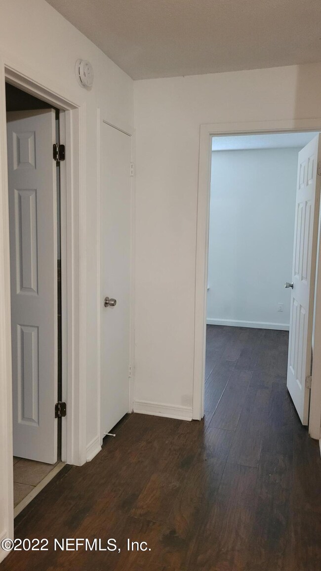 4317 Melissa Ct N, Jacksonville, FL 32210 - photo 7