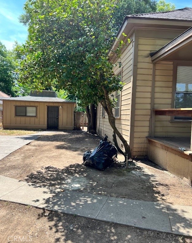 621 W 6th St, Chico, CA 95928 - photo 2