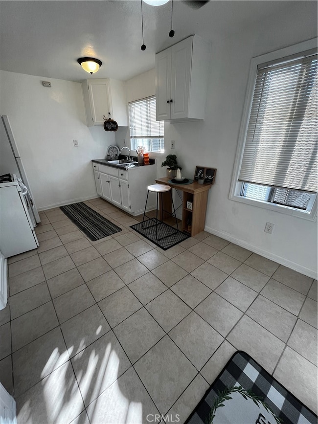 4522 Normandie Ave, Los Angeles, CA 90037 - photo 6