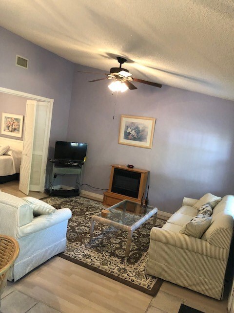 8520 US Highway 1 unit E11, Sebastian, FL 32976 - photo 3