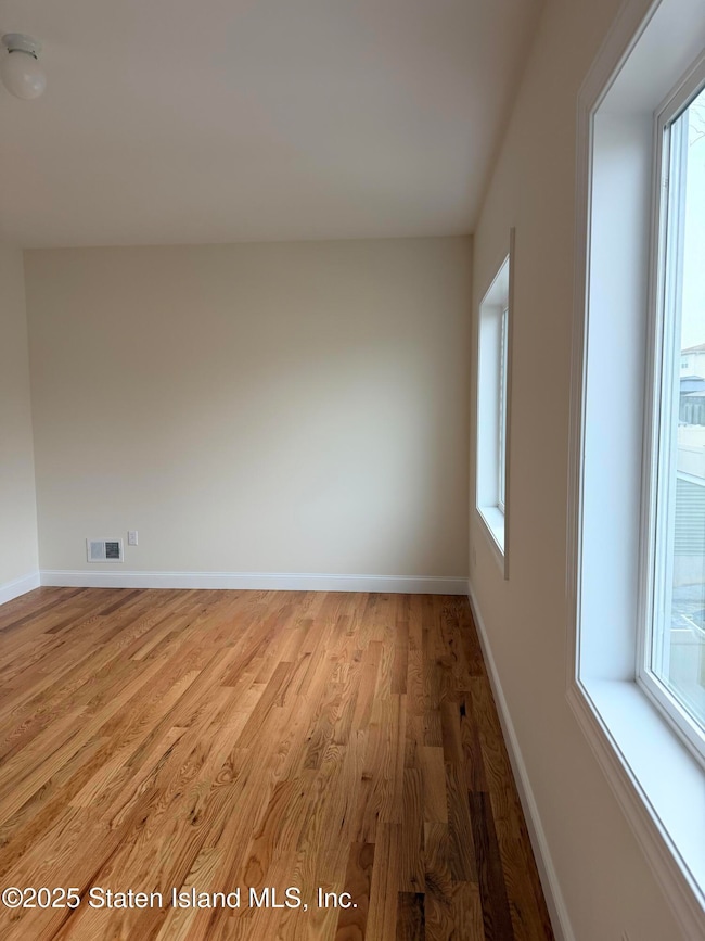 102 Lovelace Ave unit 2fl, Staten Island, NY 10312 - photo 4