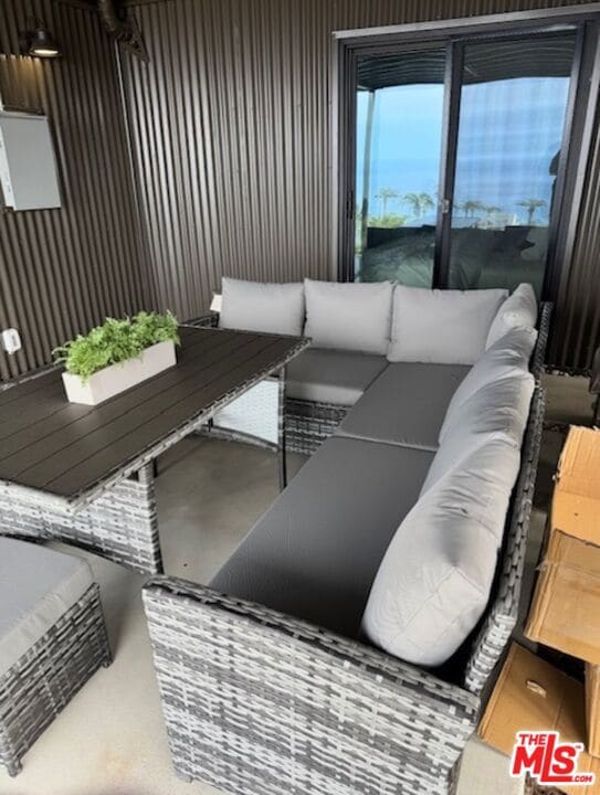 1433 Silvius Ave, San Pedro, CA 90731 - photo 2