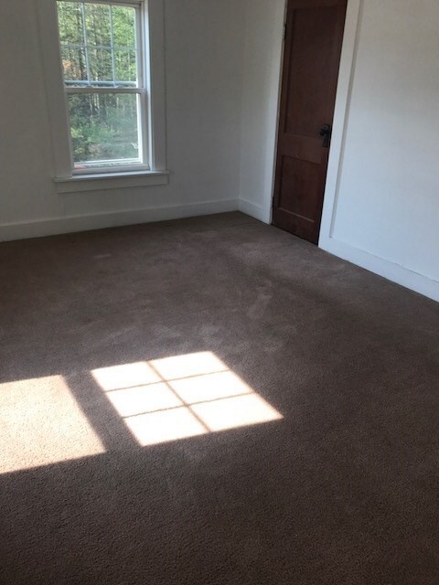 36 Milton Rd, Rochester, NH 03868 - photo 4