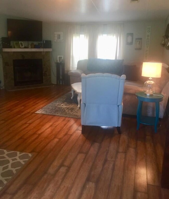 4E16F49E-0F5B-4386-9C9D-ED813215B279jpeg