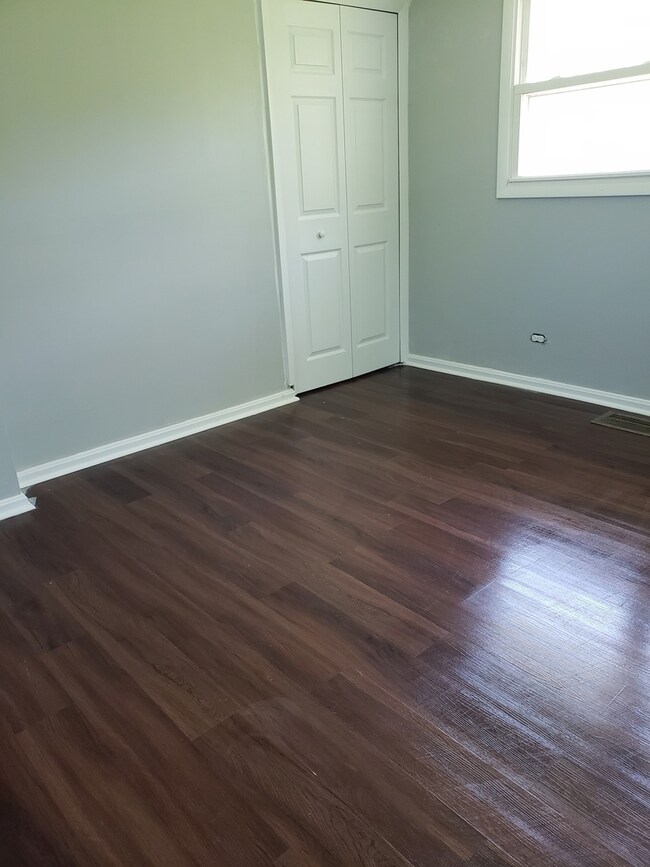 17950 Michael Ave, Country Club Hills, IL 60478 - photo 6