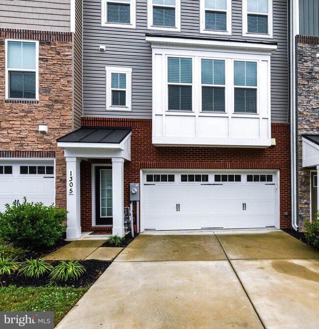 1305 Iron Oak Cove, Crofton, MD 21114 - photo 2