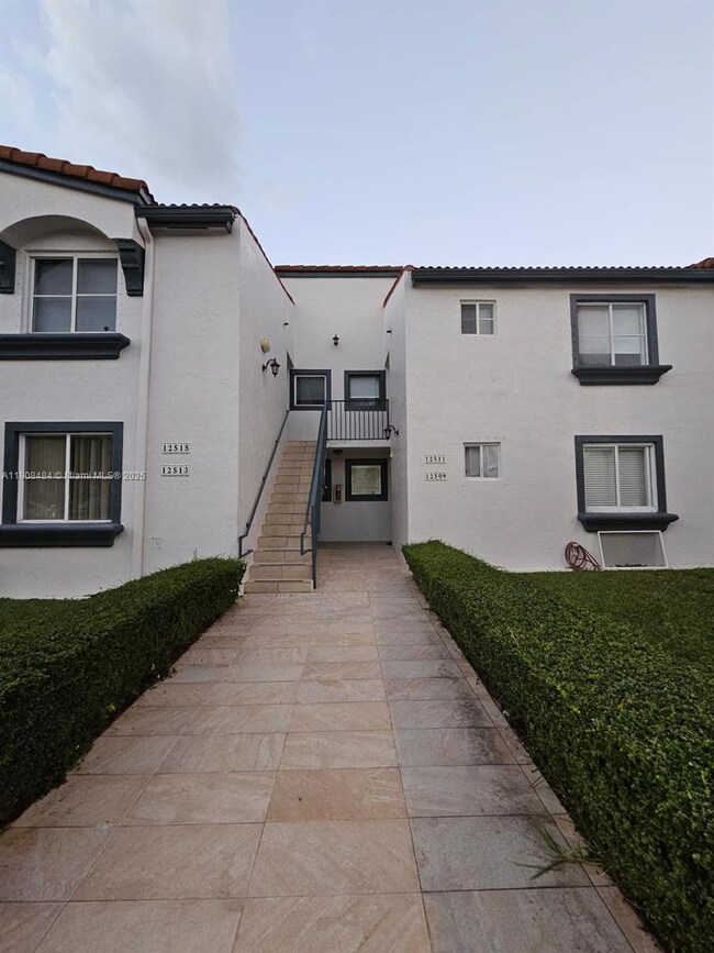 12509 NW 11th Ln unit 108, Miami, FL 33182 - photo 5