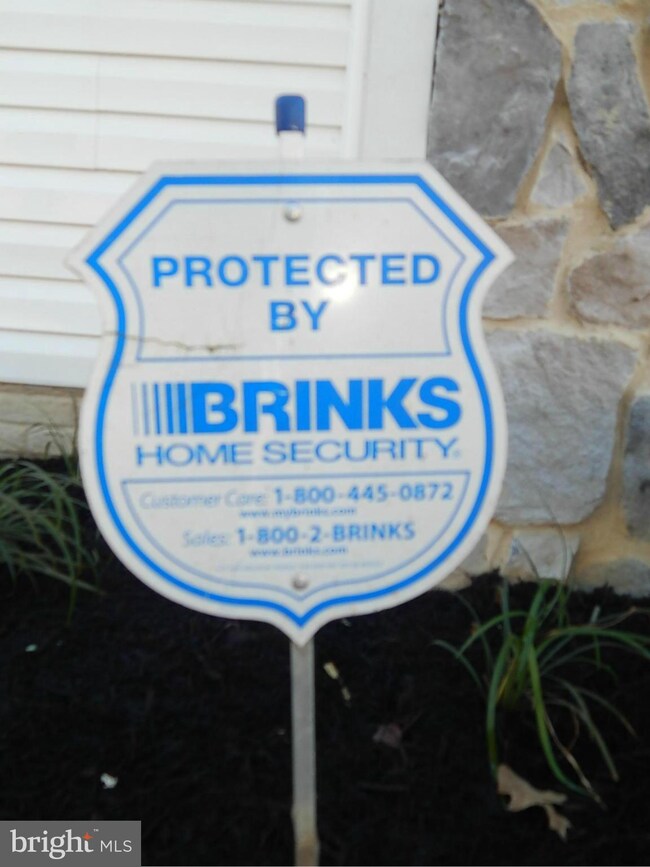 3050 Elsa Ave, Waldorf, MD 20603 - photo 2