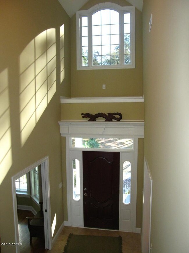 Foyer / Entry Hall