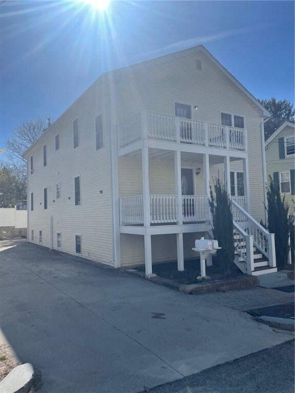 23 Vaughan St unit 1, Providence, RI 02904 - photo 4