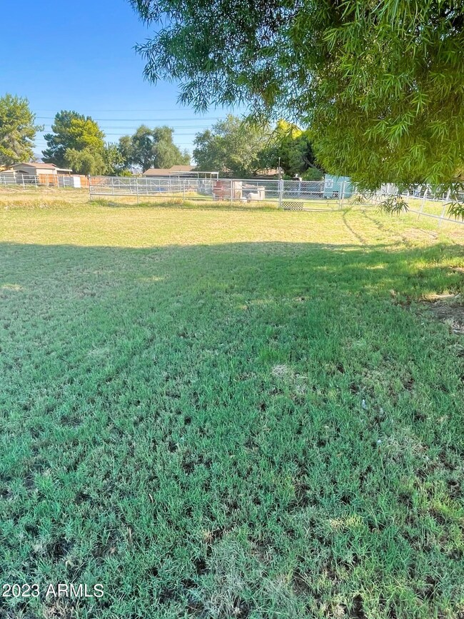 COMING SOON RANCH LIFE LIVING - 16502 LO
