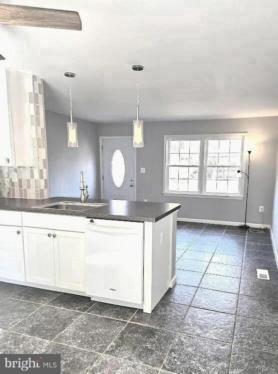 217 Greenview Ave, Reisterstown, MD 21136 - photo 5