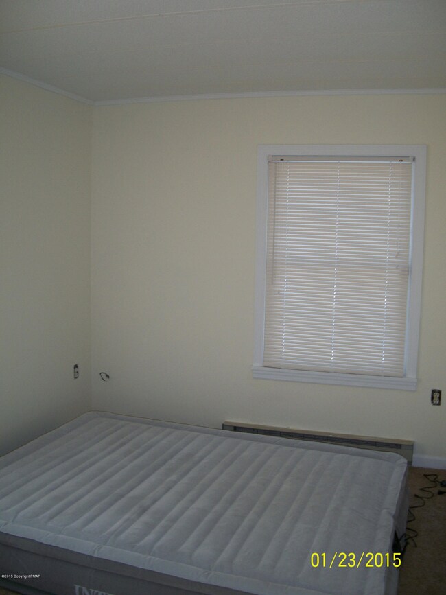 8222 Natures Dr, Tobyhanna, PA 18466 - photo 2