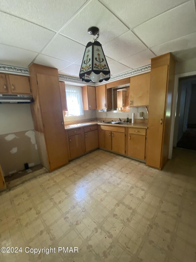 Kitchen view 22