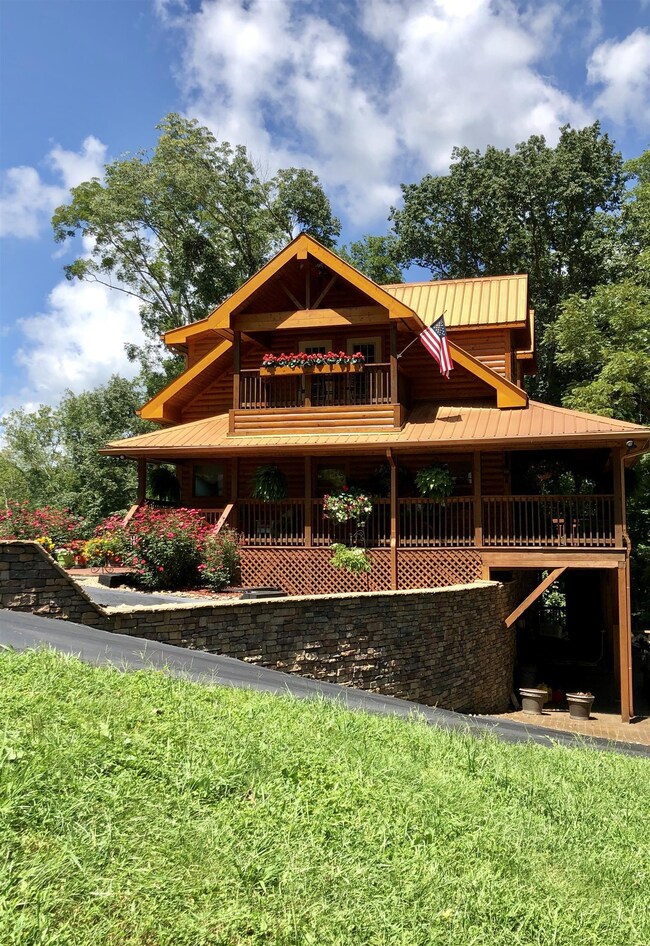 409 River Front Dr, Sparta, TN 38583 - photo 3