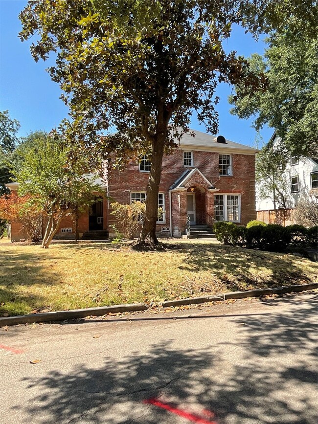 3212 Shenandoah St, Houston, TX 77021 - photo 2