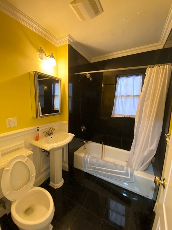 43 Commonwealth Ave unit 10, Newton, MA 02467 - photo 4