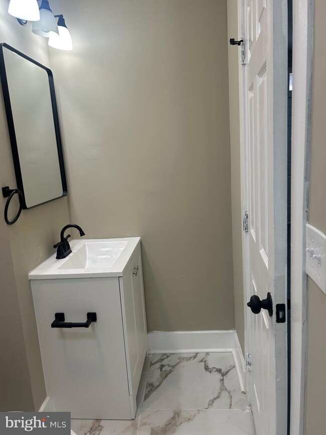 34 N Gorman Ave unit 1, Baltimore, MD 21223 - photo 5