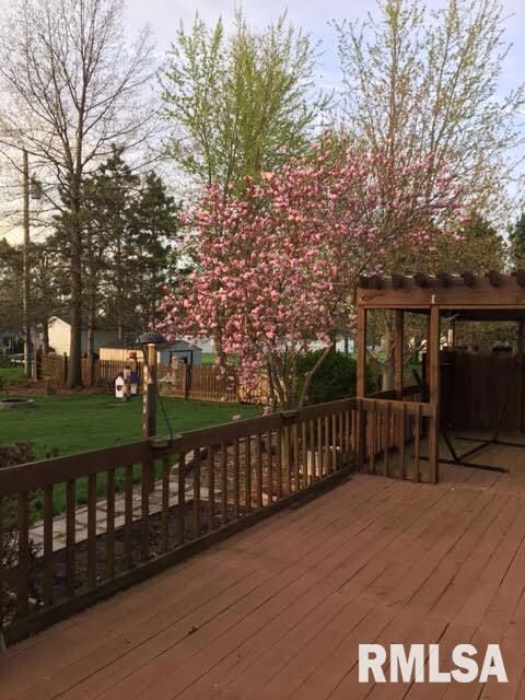 68 Crestview Dr, Geneseo, IL 61254 - photo 5