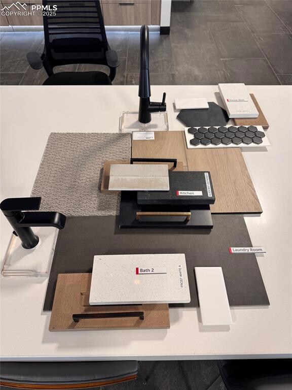 9248 Kurie Mine Ln, Colorado Springs, CO 80908 - photo 2