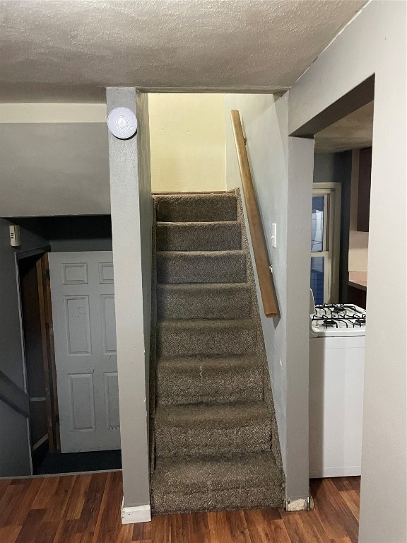 11 Cleveland Ave unit 2, Endicott, NY 13760 - photo 3