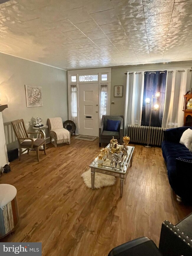 1515 N 11th St, Reading, PA 19604 - photo 5