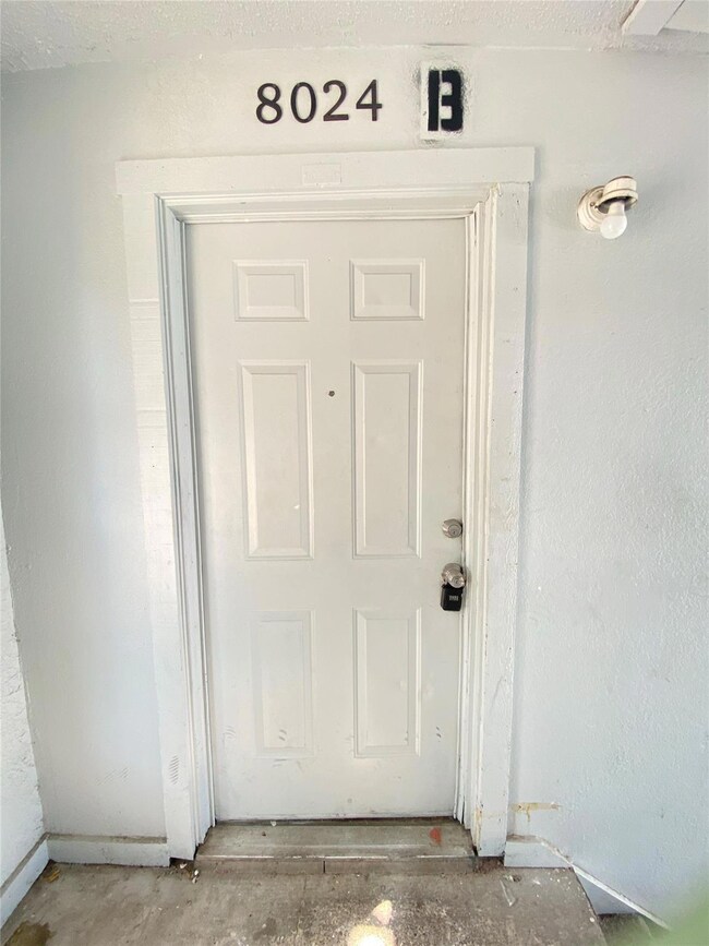 8024 Cambridge Cir unit B, Fort Worth, TX 76108 - photo 2