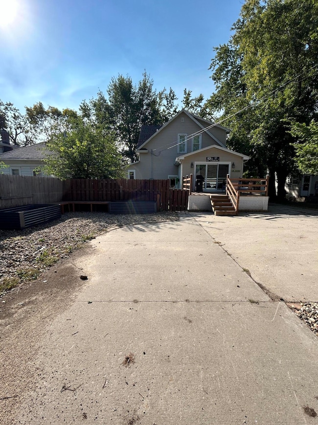 808 E 5th Ave, Mitchell, SD 57301 - photo 4