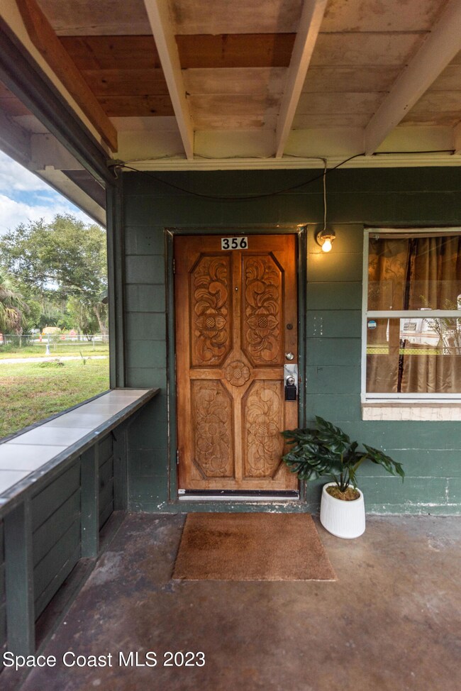 356 Palm Ave, Cocoa, FL 32922 - photo 2