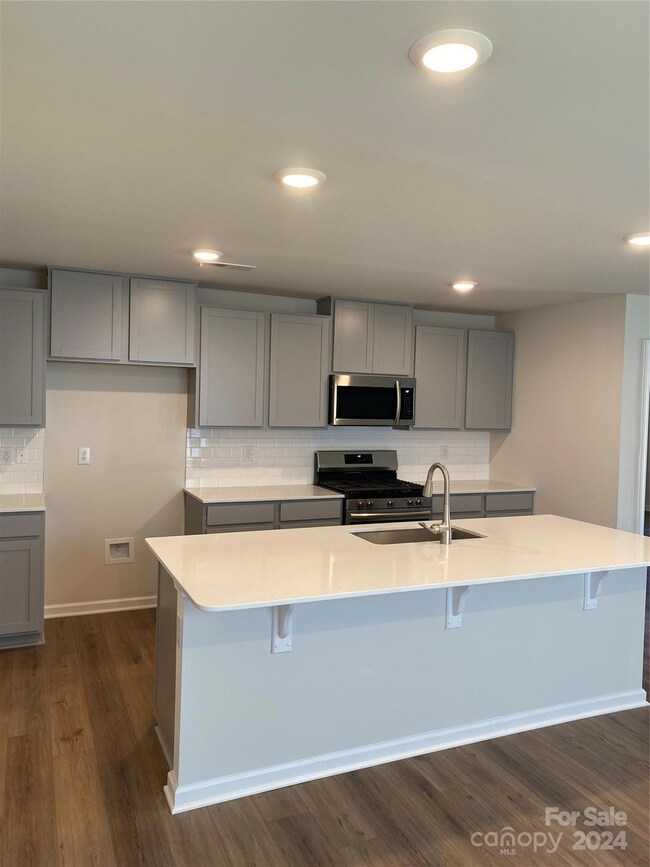 163 Hazelnut Way unit GBD 106, Statesville, NC 28625 - photo 2