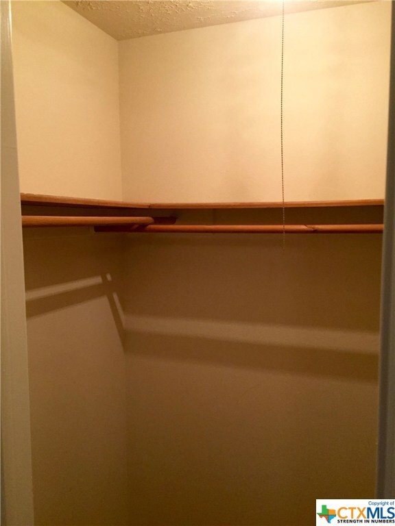 1008 Columbia St, San Marcos, TX 78666 - photo 5