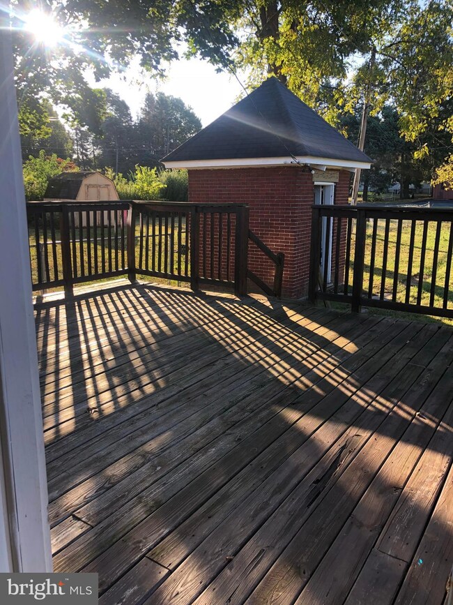 17503 Virginia Ave, Hagerstown, MD 21740 - photo 3