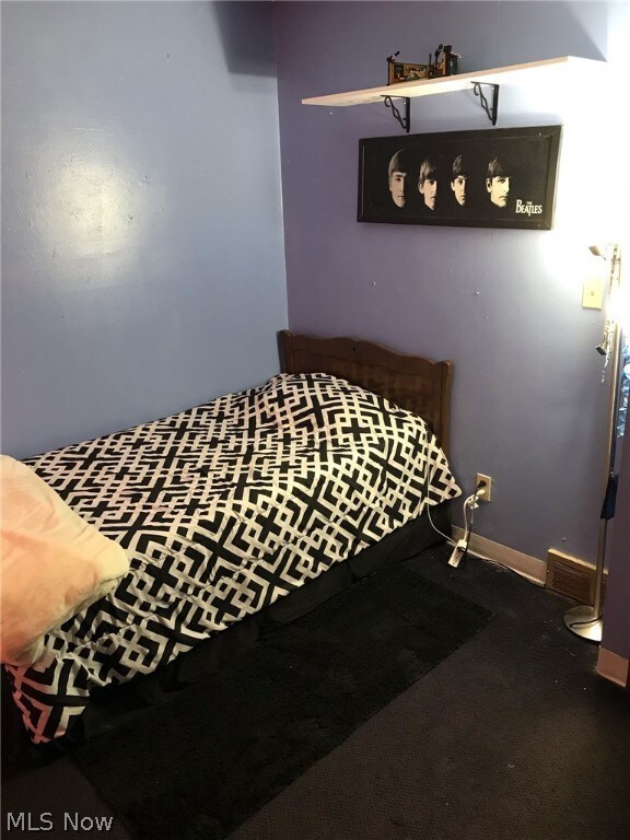 836 Community Rd, Sheffield Lake, OH 44054 - photo 3