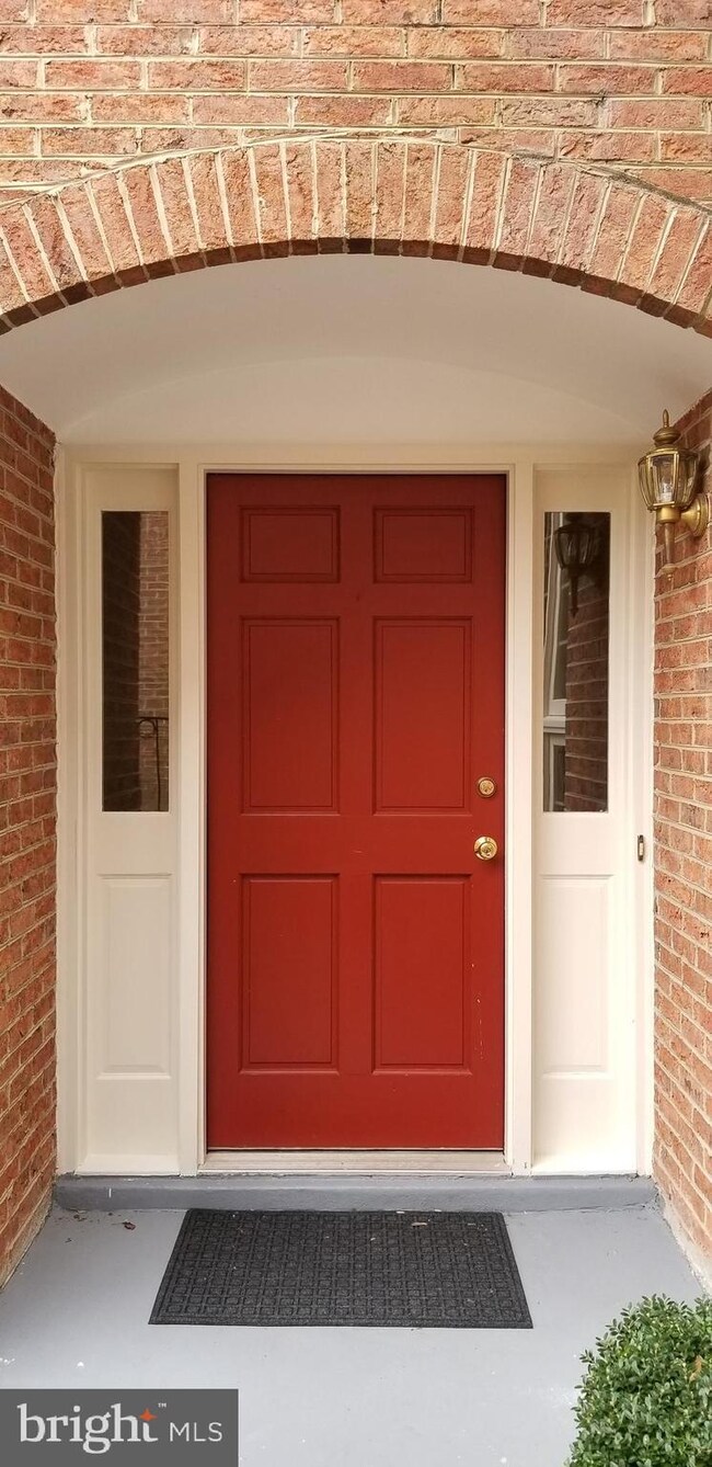 2092 Van Tuyl Place, Falls Church, VA 22043 - photo 3