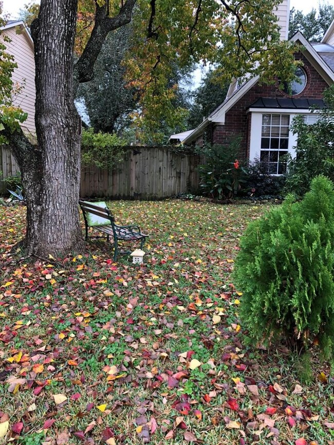 8311 Plum Lake Dr, Houston, TX 77095 - photo 4