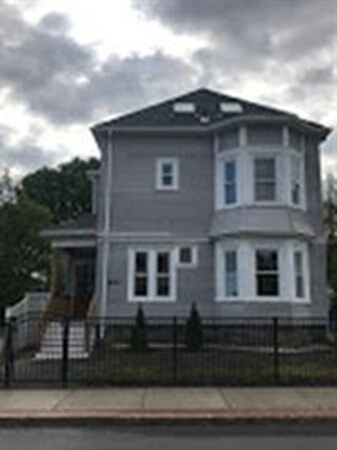 642 Moody St unit B, Waltham, MA 02453 - photo 7