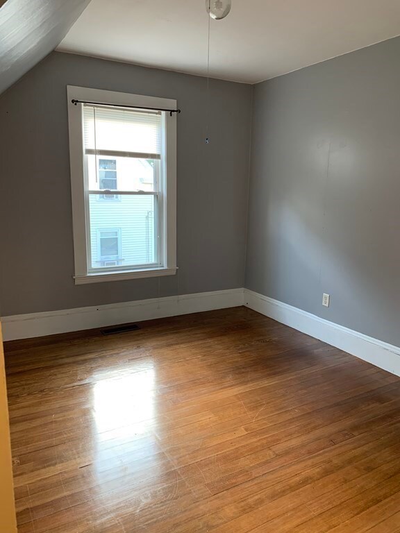 220 Peach St unit B, Barre, MA 01005 - photo 7