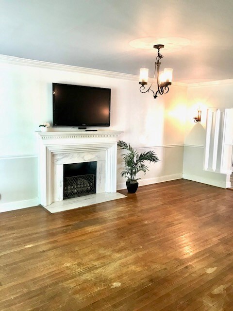 Grand Room Gas Fireplace made of Marble