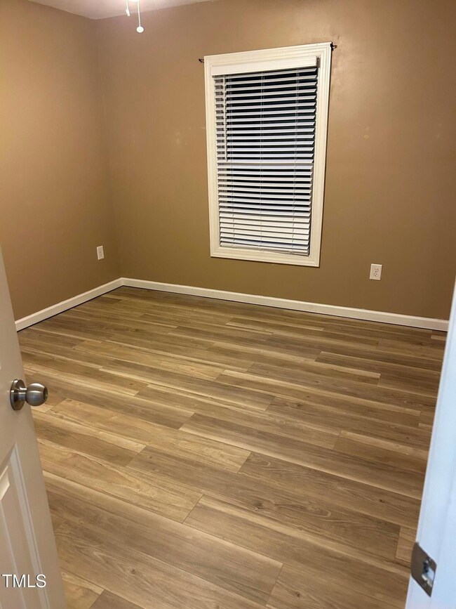 121 Cobalt Creek Way, Holly Springs, NC 27540 - photo 7