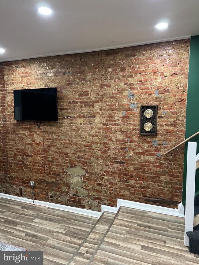 1423 Mount Ephraim Ave, Camden, NJ 08104 - photo 4