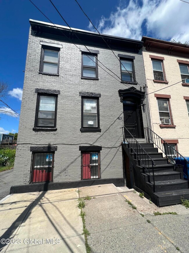 139 Grand St, Albany, NY 12202 - photo 4