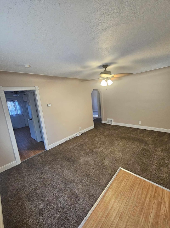 Entry /Living Room