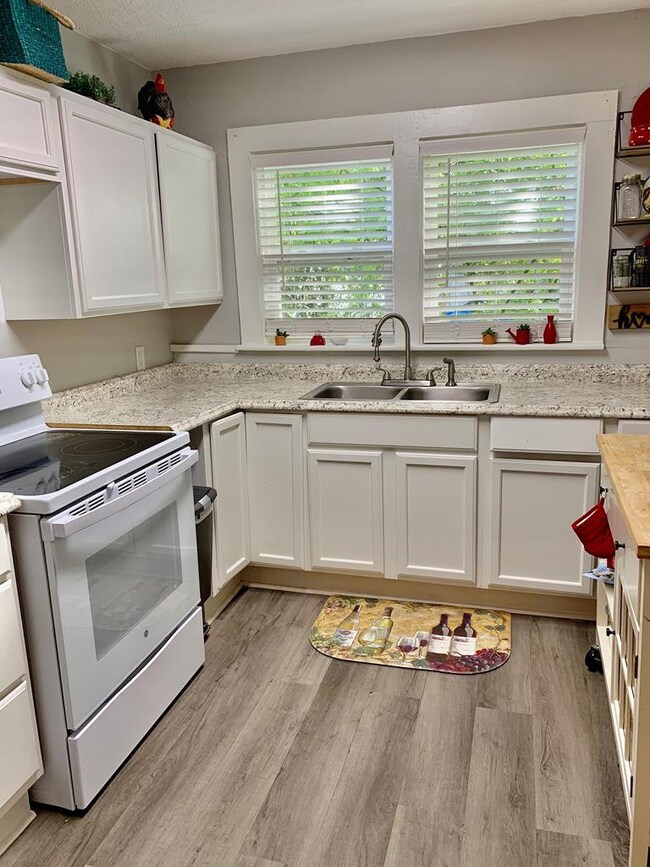 2917 Woodlawn Ave NW, Cleveland, TN 37312 - photo 5