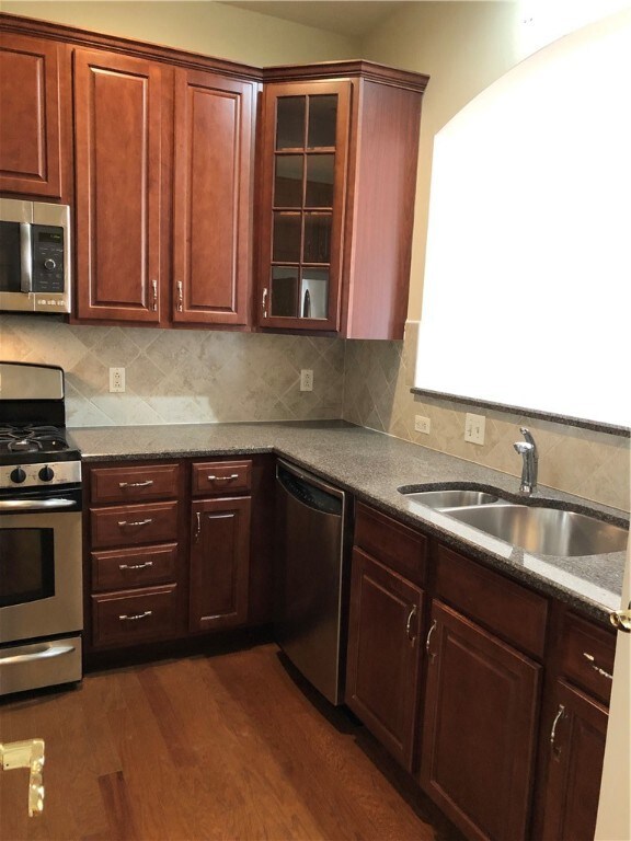 East Side Commons unit 206N, Providence, RI 02906 - photo 2