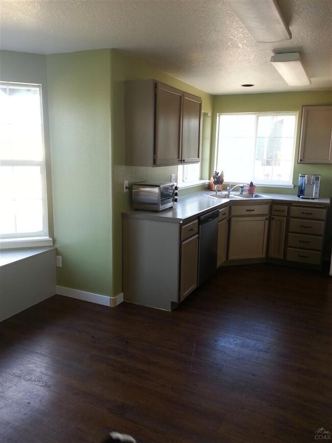 3002 SW Quartz Ave, Redmond, OR 97756 - photo 5