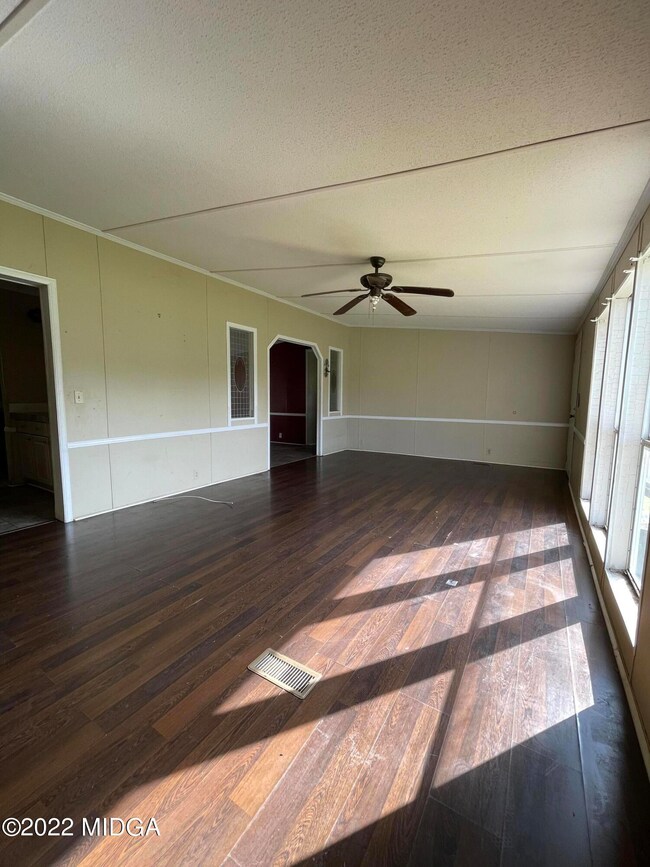 200 Hanover Dr, Byron, GA 31008 - photo 4