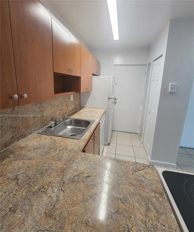 11020 SW 196th St unit A403, Miami, FL 33157 - photo 2