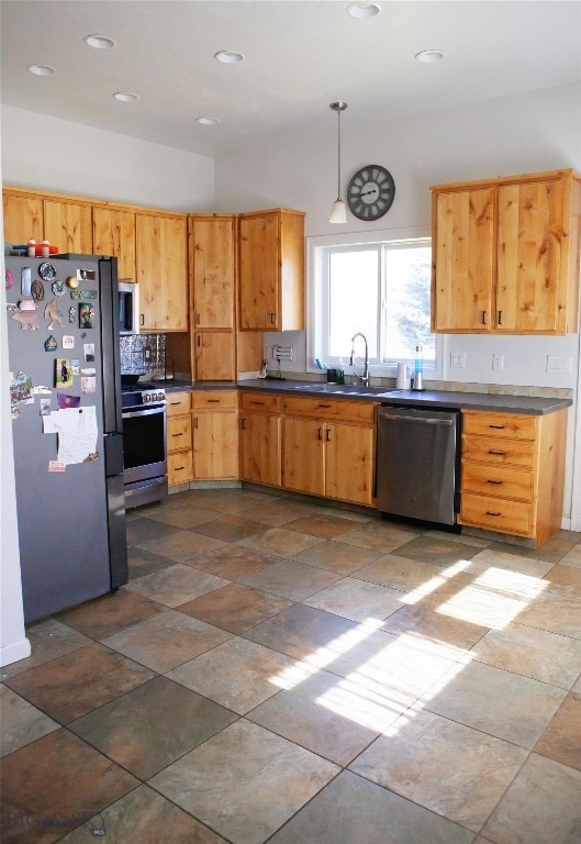 1104 W 4th St, Anaconda, MT 59711 - photo 5