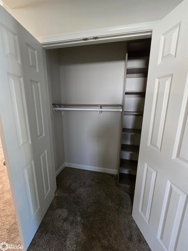 306 S 11th St, Oskaloosa, IA 52577 - photo 4